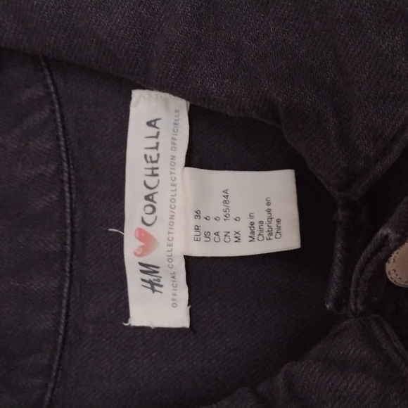 🌸 H&M COACHELLA DENIM VEST EUC - Picture 3 of 5